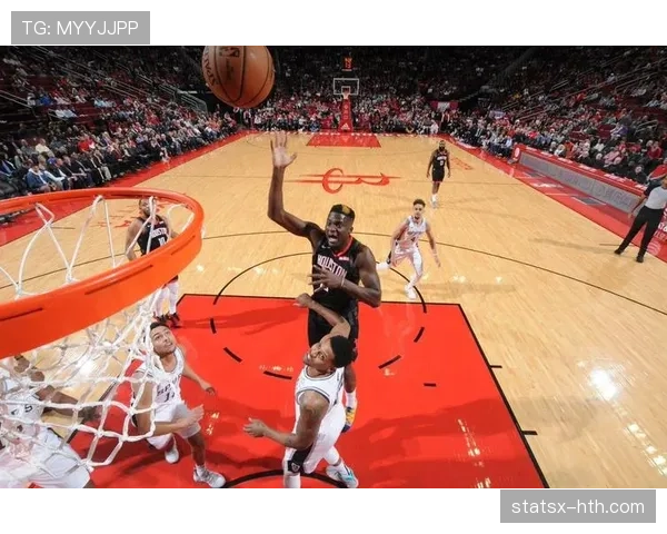 博古特利用挡拆传球拉开空间提升内线组织效率