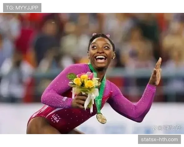 西蒙·拜尔斯训练完直接啃冰块的样子谁懂啊